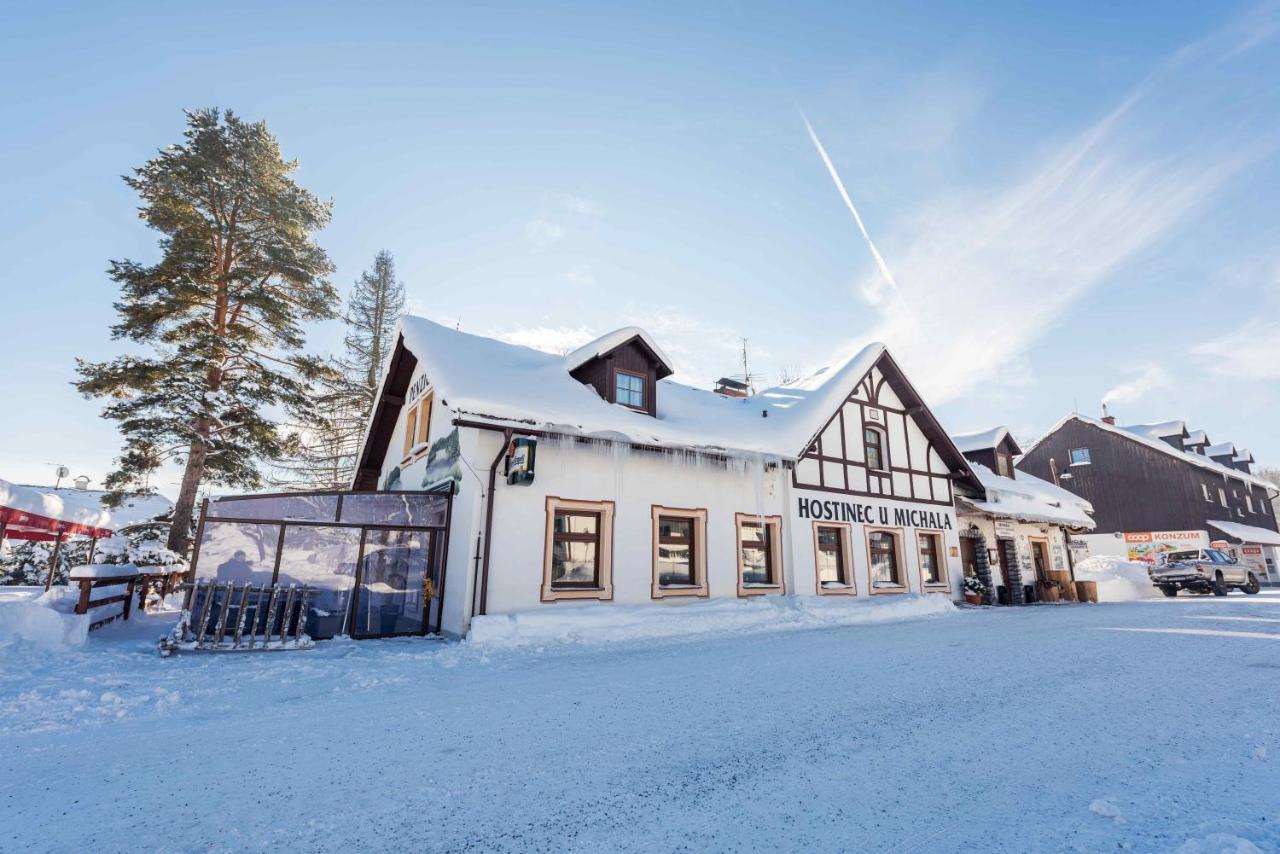 Penzion U Michala Prasily Exteriör bild